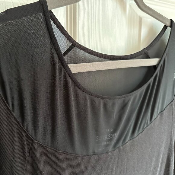 Torrid Women's 1X Super Soft Knits Black Mesh Inset Off Shoulder Long Sleeve Top - Picture 2 of 7